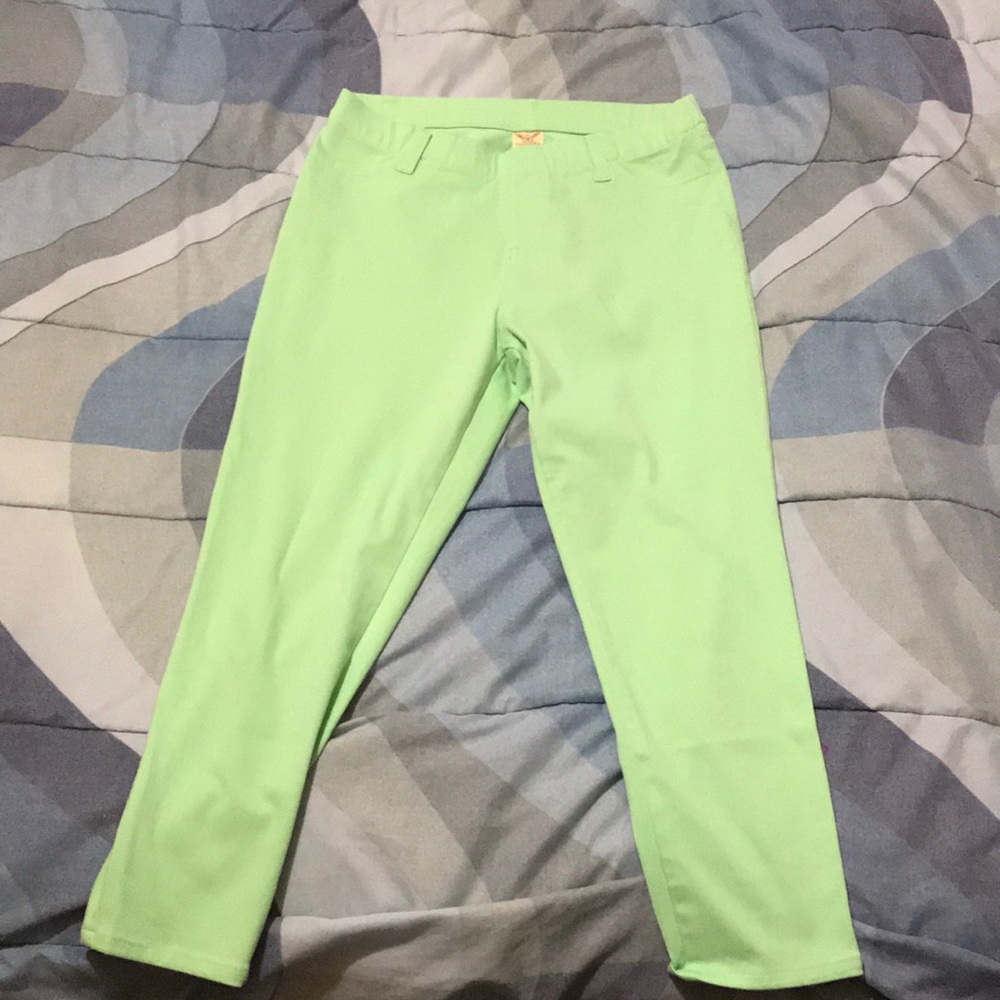 Green Capris